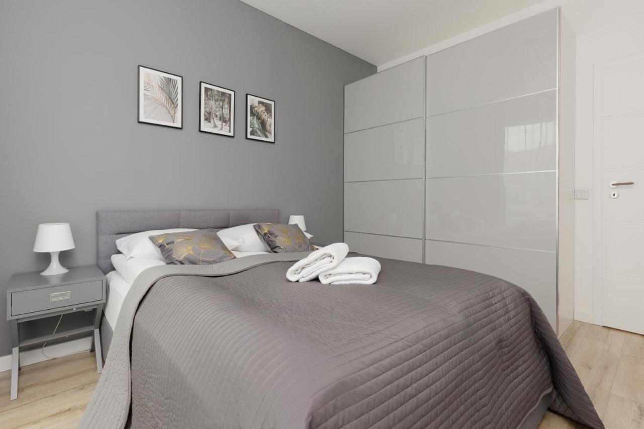 Cozy Apartments With Parking In The 19Th District By Noclegi Renters Warszawa Zewnętrze zdjęcie