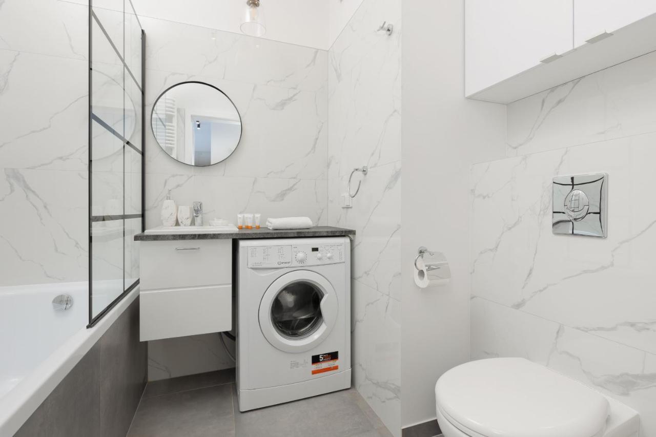 Cozy Apartments With Parking In The 19Th District By Noclegi Renters Warszawa Zewnętrze zdjęcie